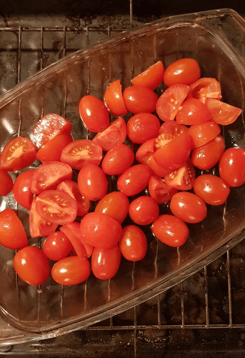 pieczona feta z pomidorami